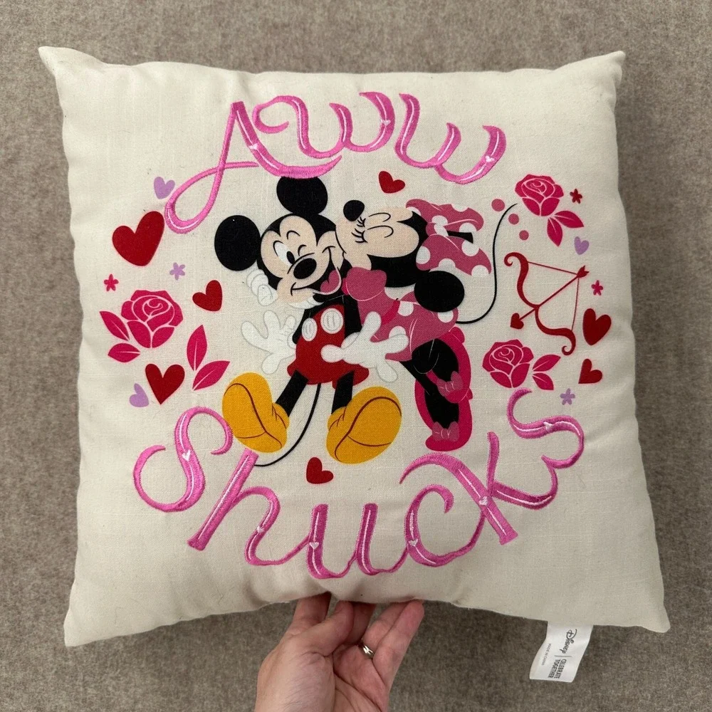 Valentine's Day Disney Mickey and Minnie Throw Pillow 15